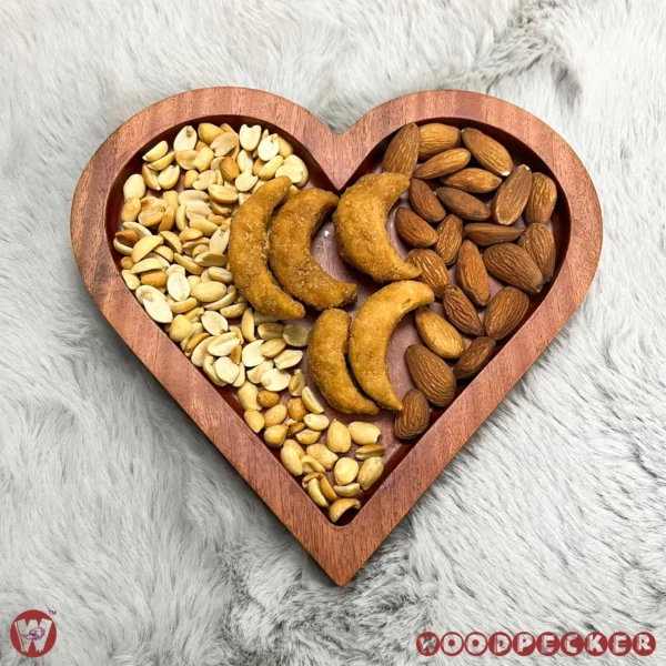 Solid Mahogany Wood Love-Shaped snacks serving tray